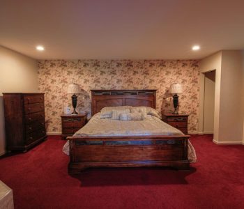 A photo of a Hideaway Hills play and stay room